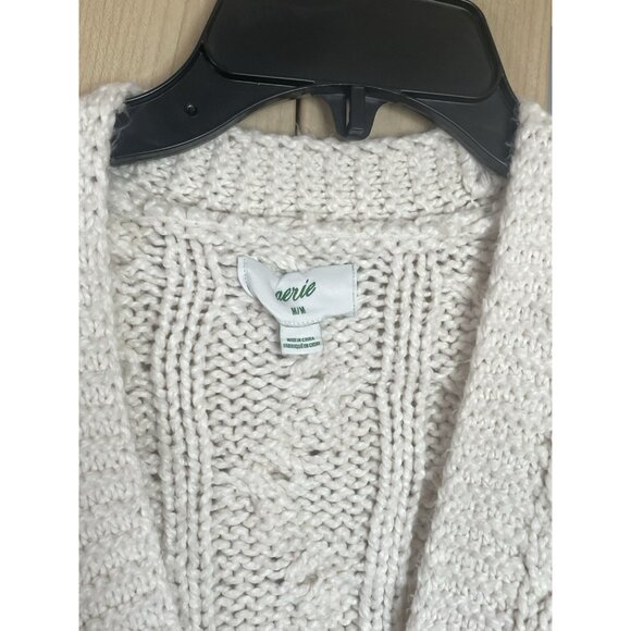 Aerie White Chunky Cardigan Sweater Women’s Sz M Oversized Fisherman Casual - Picture 3 of 8